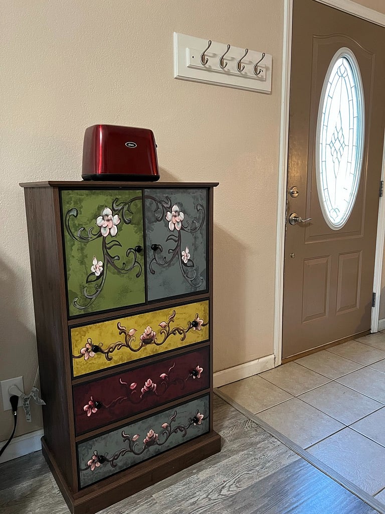 Kitchenette cabinet next to front door