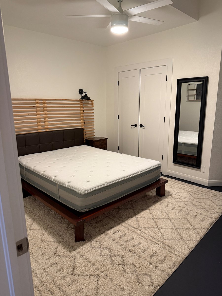 Queen bed and closet