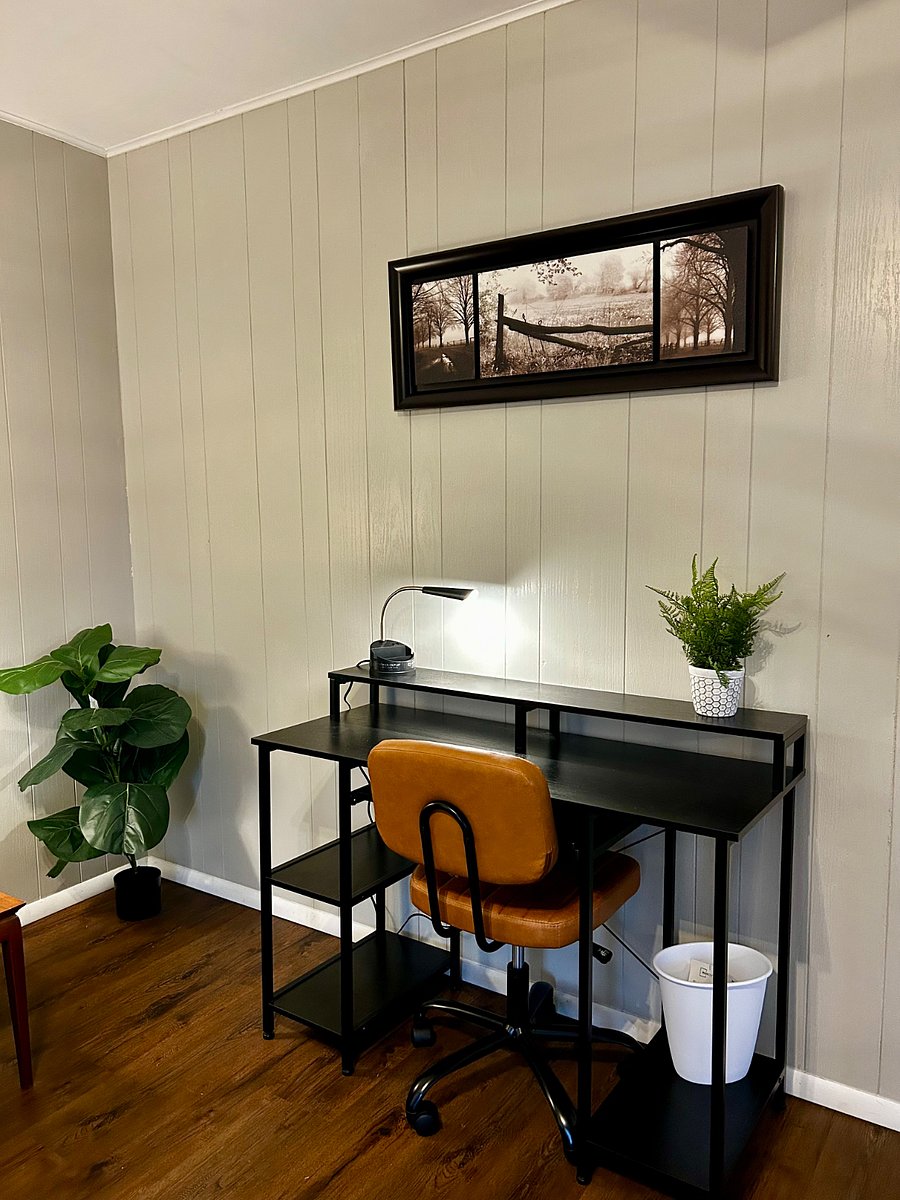 Dedicated work station with 1 gig fiber optic internet