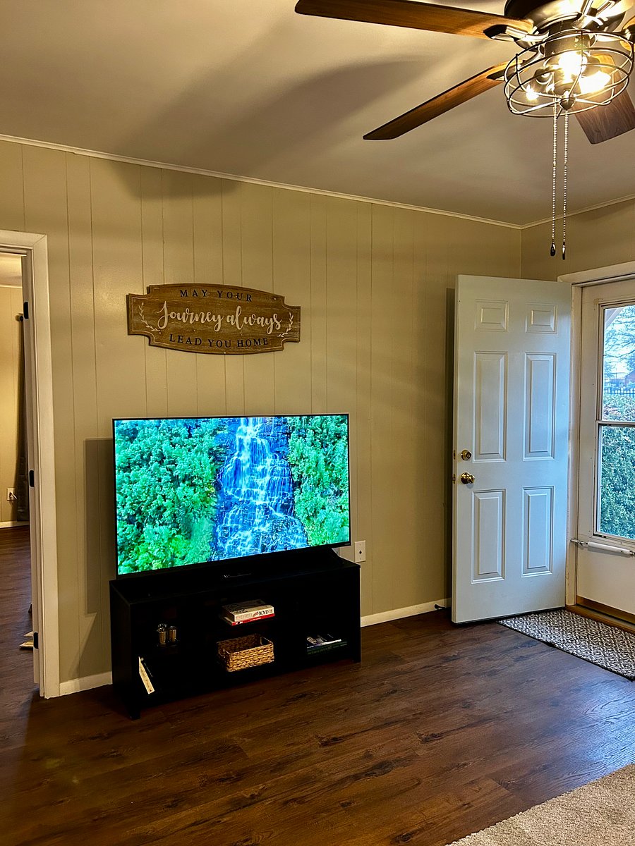 55" 4K Smart TV