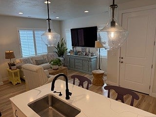 Furnished Finder property 958447_1 photo 3