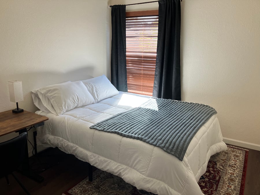 Guest bedroom
