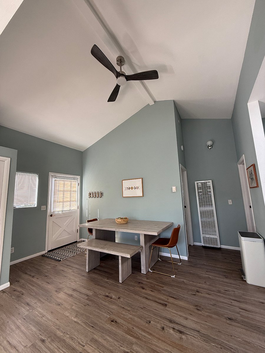 dining room table can be used to eat or for working.