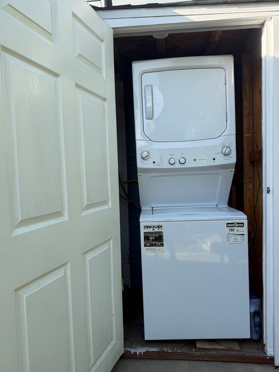washer & dryer attached to ADU and for renter only.