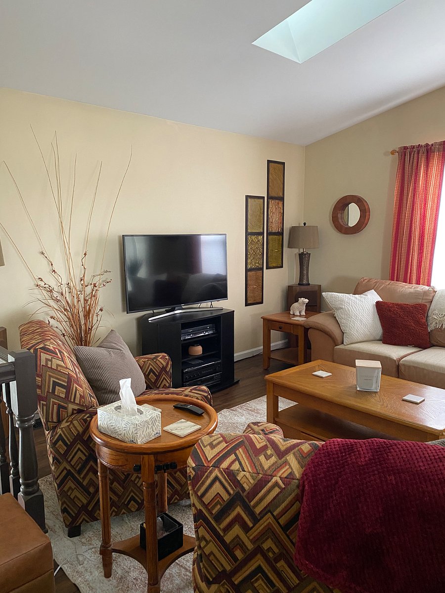 Plentiful seating in Living Room