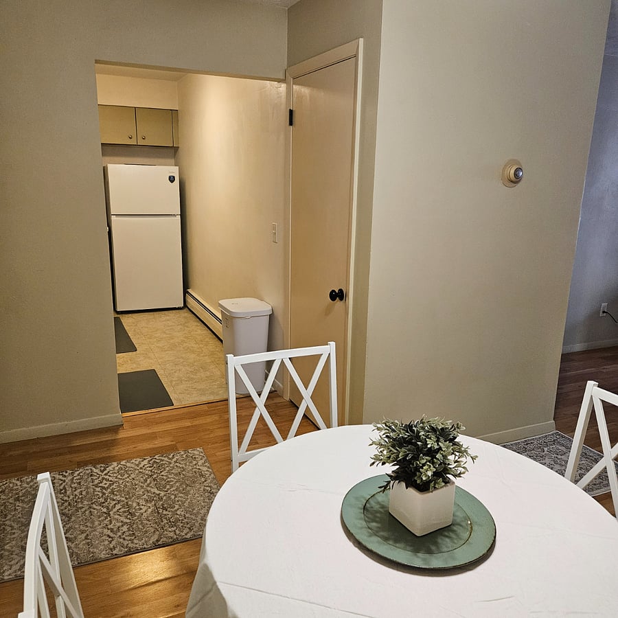 Cozy dining area and seating for 4.