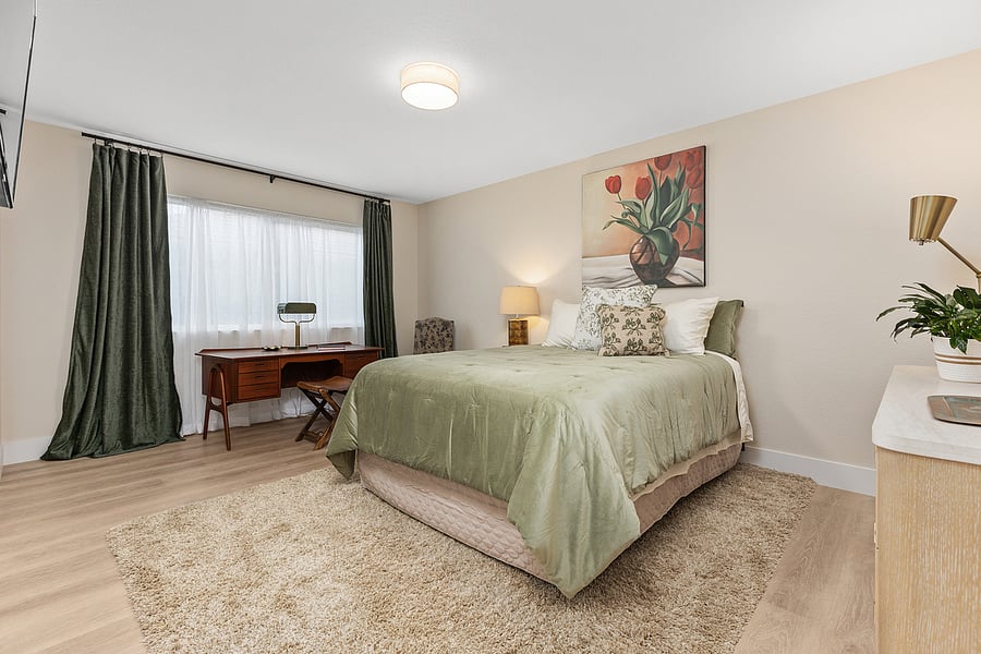 Downstairs Bedroom