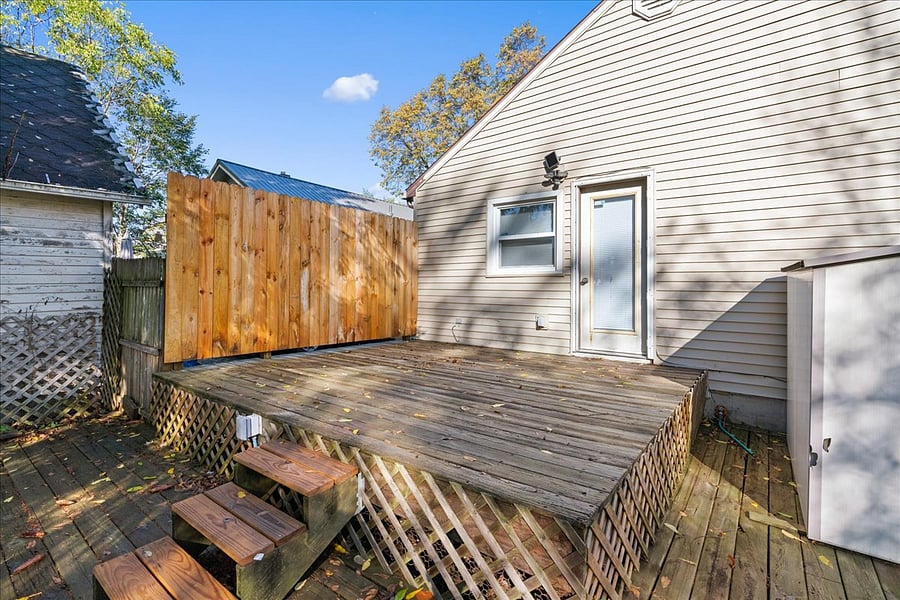 Rear Deck