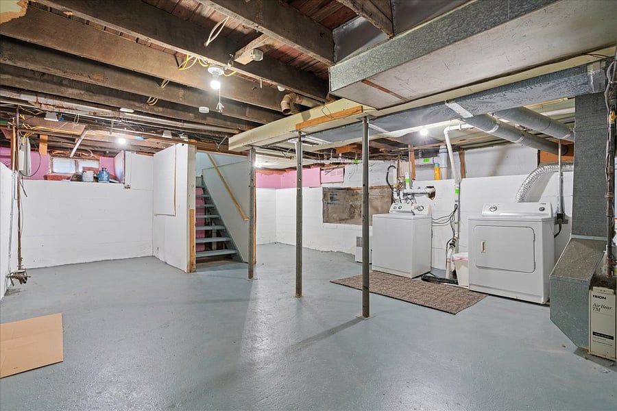 Basement / Laundry