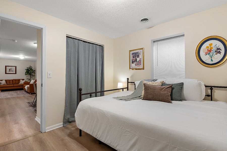 Furnished Finder property 958940_1 photo 11