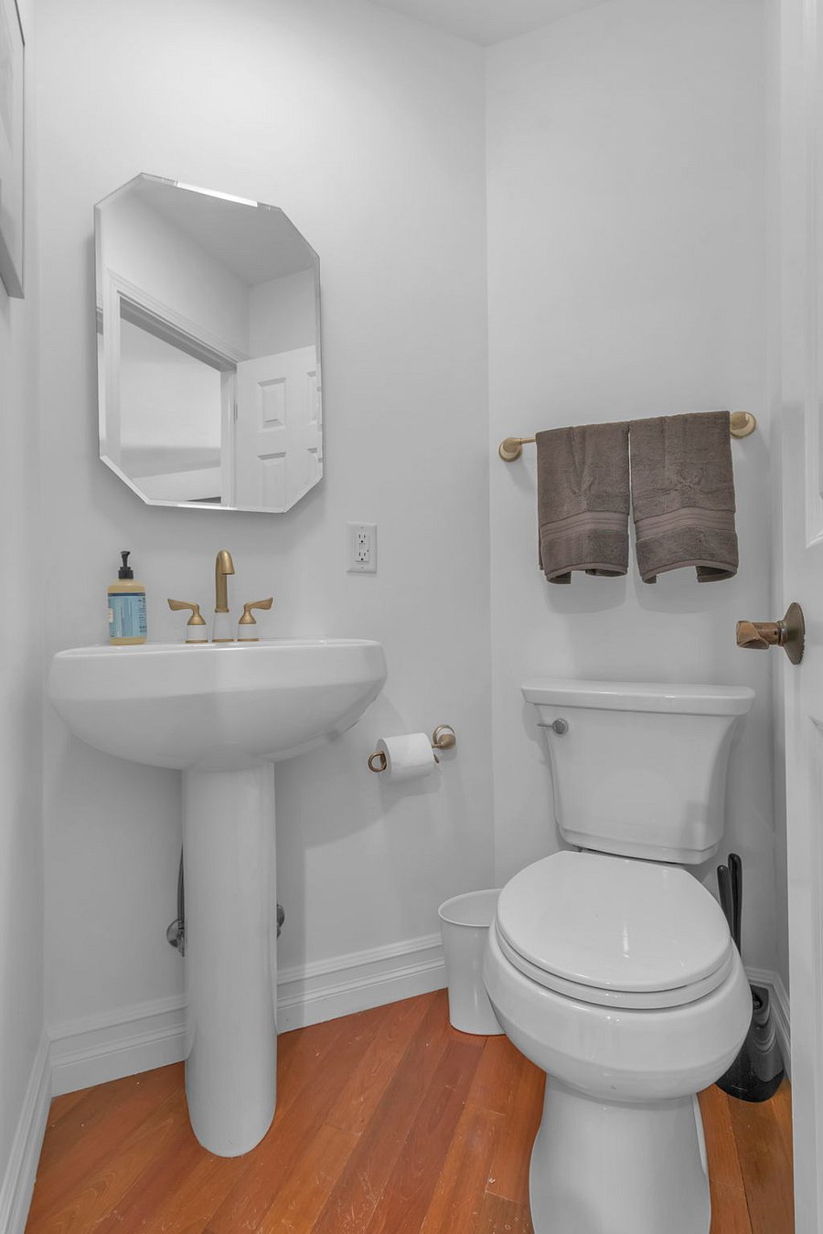 Furnished Finder property 959012_1 photo 9