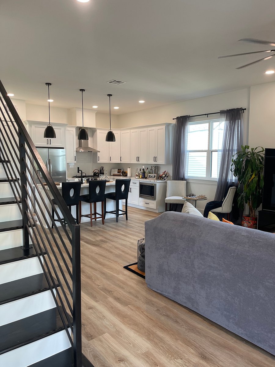 Open floor plan, lavish gourmet kitchen with mine bar.