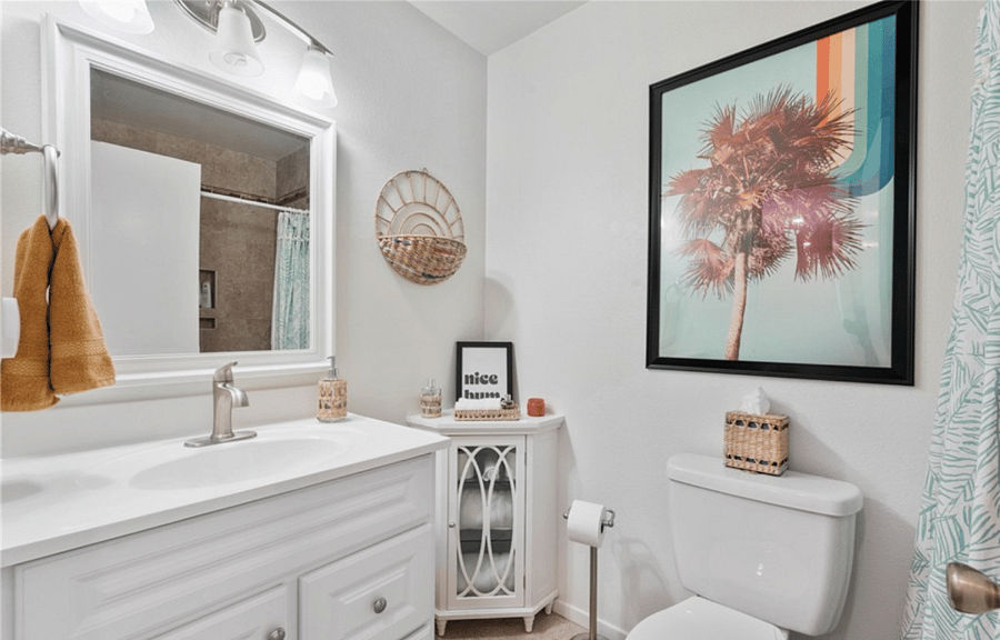 Upstairs Bathroom