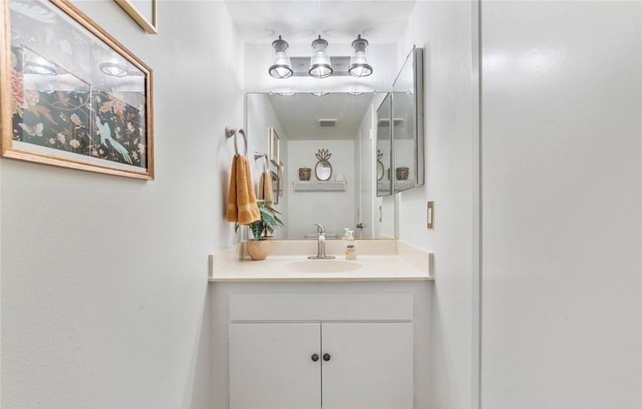 Downstairs Bathroom