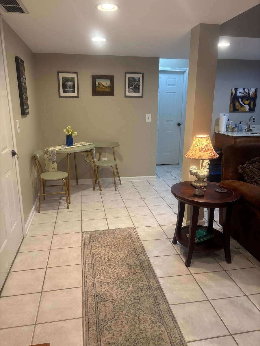 Dining/office area