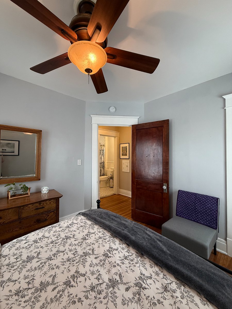 Queen Bedroom