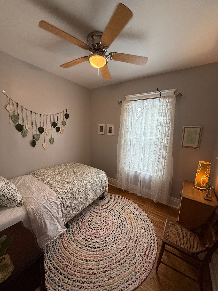 Twin Bedroom