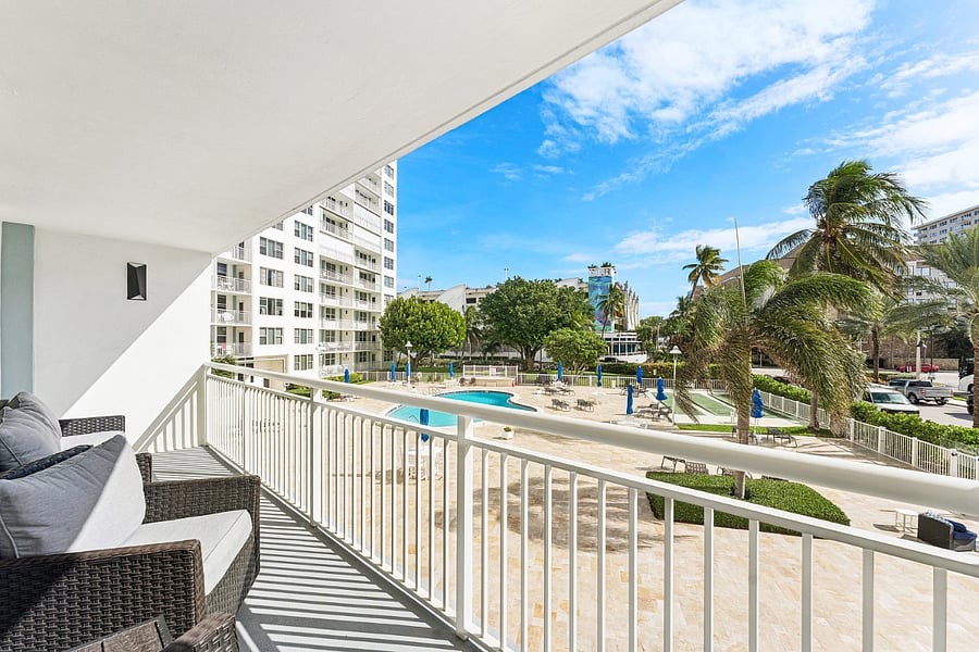 Second floor balcony 