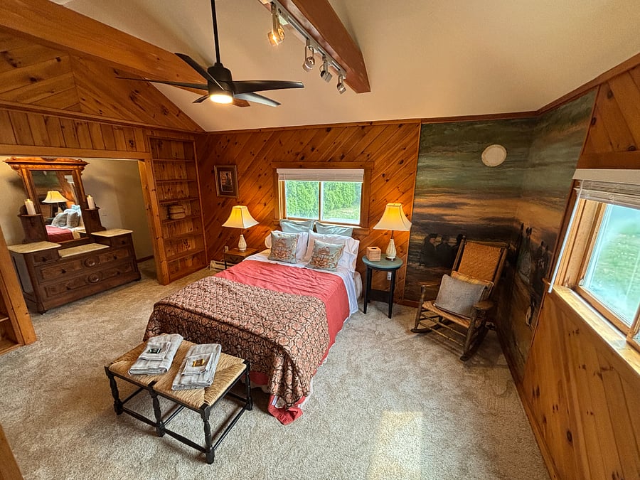 1st floor master with attached office