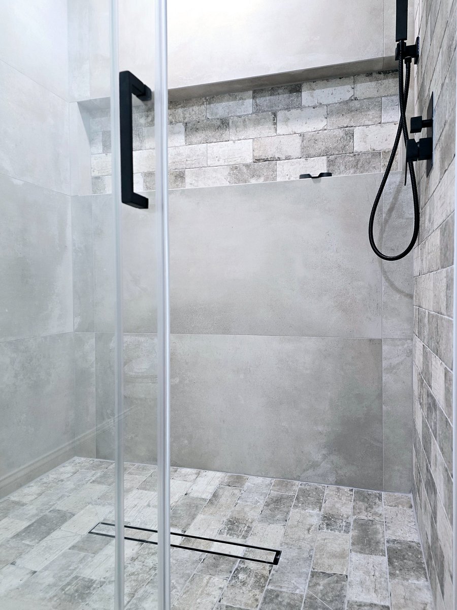 Custom Walk-in Shower