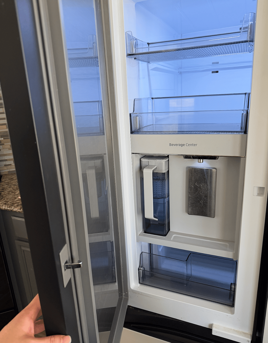 Refrigerator comes with filtered water