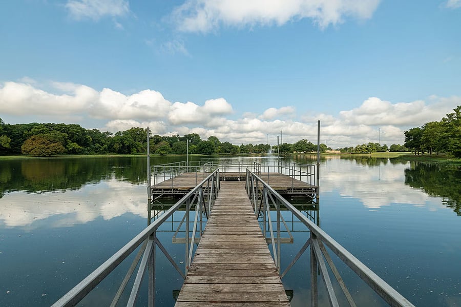Towne Lake Park - 40 minute walk from Al Ruschhaupt Park Trail or 4 minute drive from property.