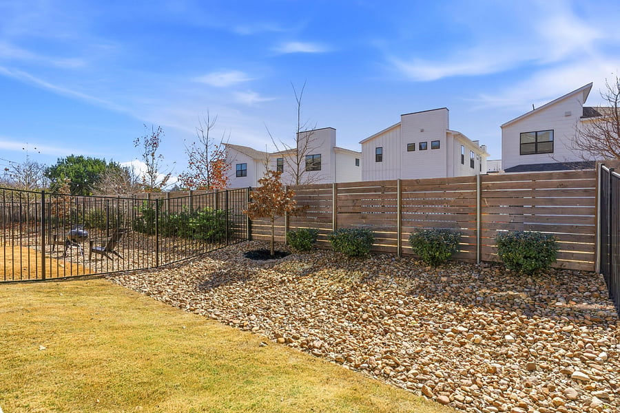 Fenced Back Yard - Owner Maintained