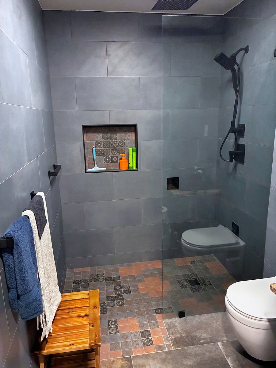 Maine bathroom