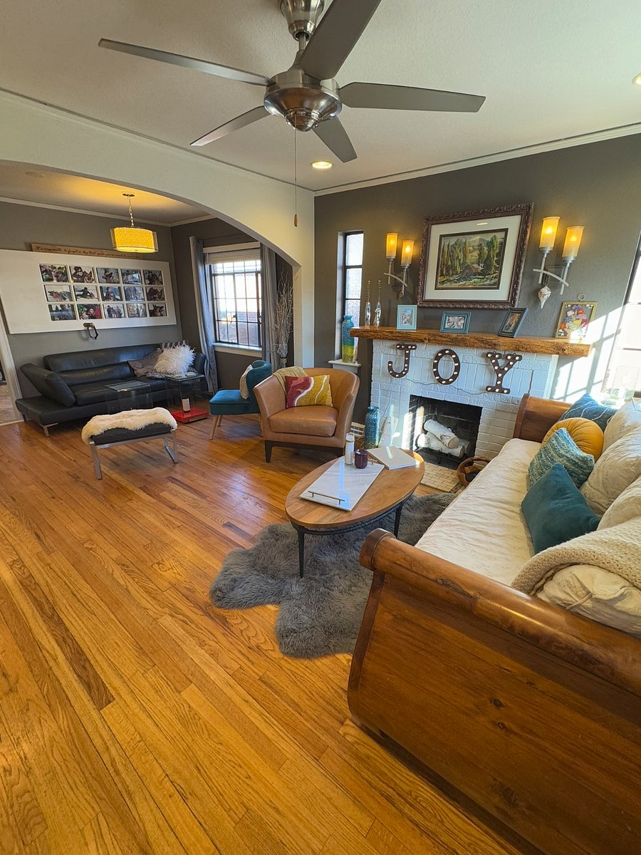 Light filled living space in quiet Highlands neighborhood