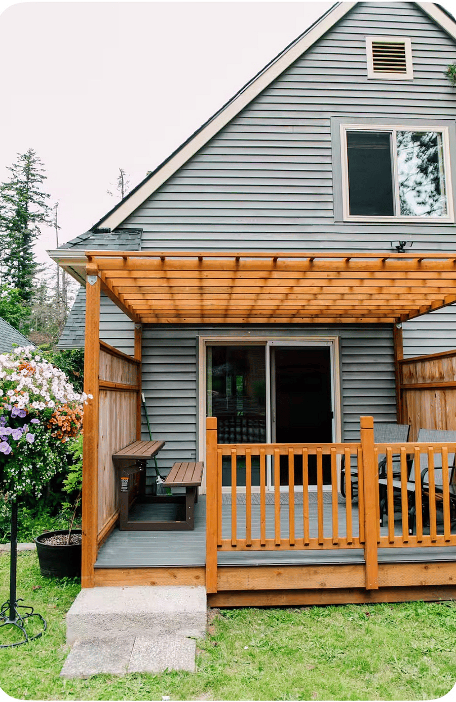 Private fenced patio