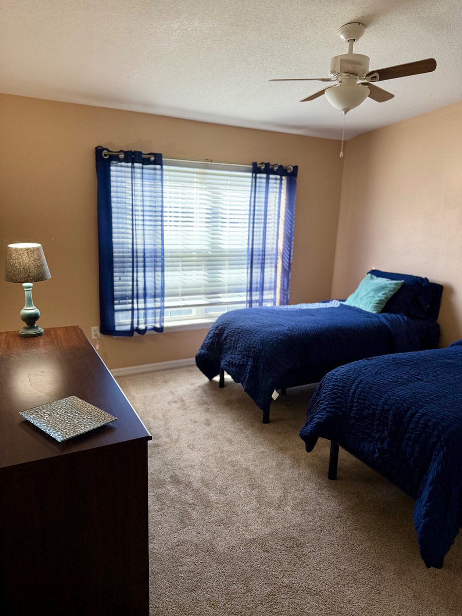 Bed Room 2 - 2 Twin Beds