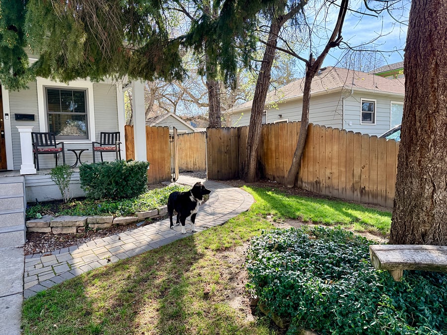 Walkway to the back studio apartment 