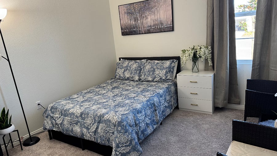 1st bedroom