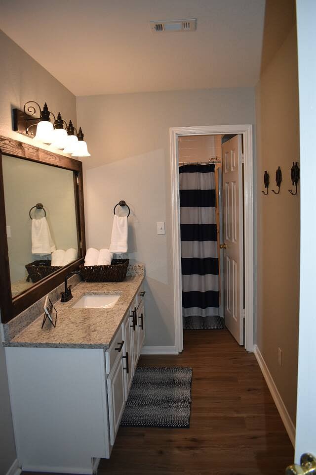 Furnished Finder property 960054_1 photo 3