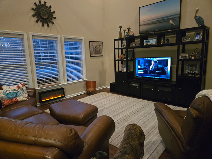 Spacious Living Room, LG smart TV w Soundbar, Electric Fireplace