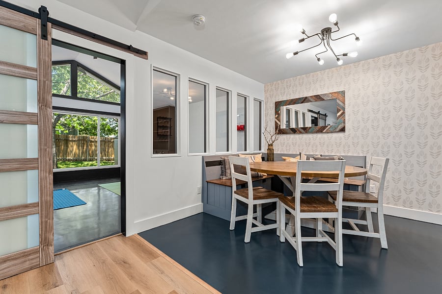Enjoy bench seating around the dining table for dinner, game night, and coffee talks.