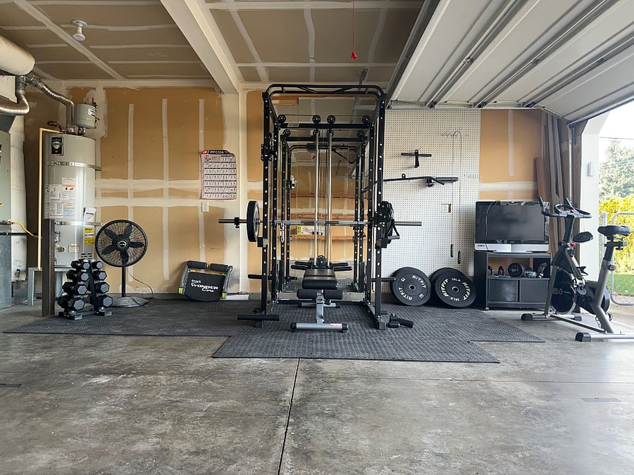 Full RitFit weight rack with dumbells and jump rope
