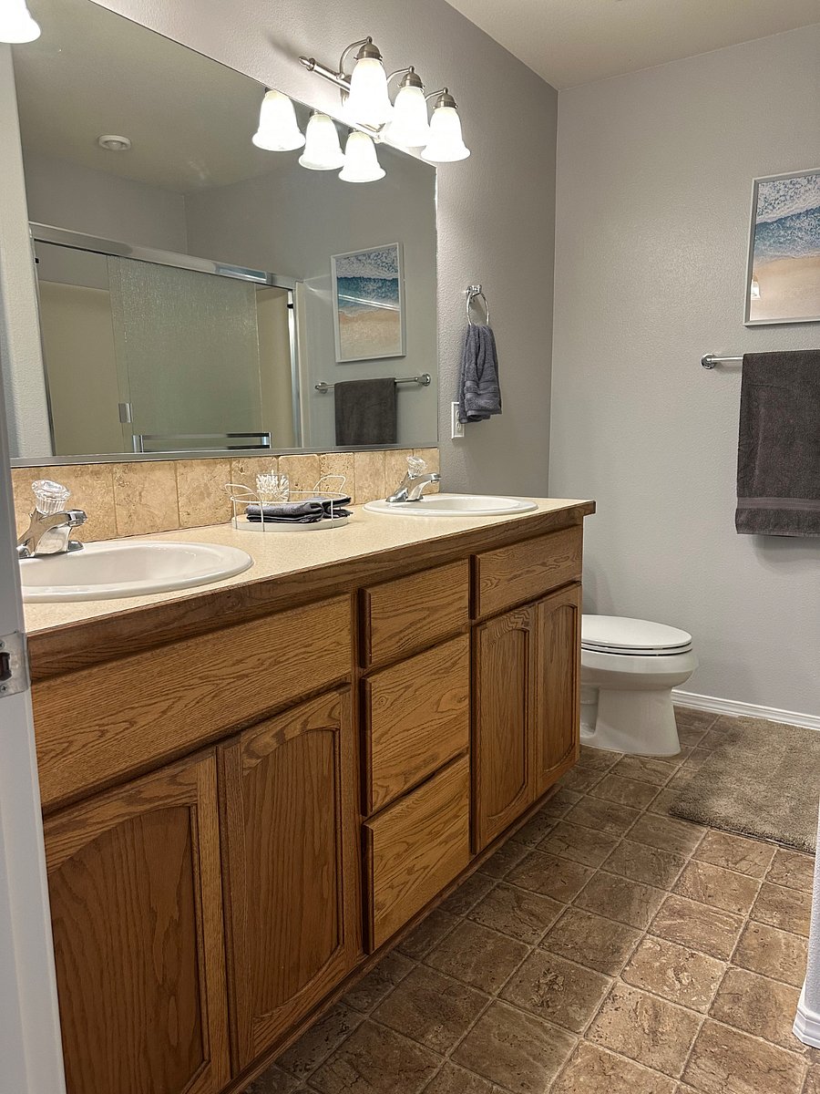 Primary bath