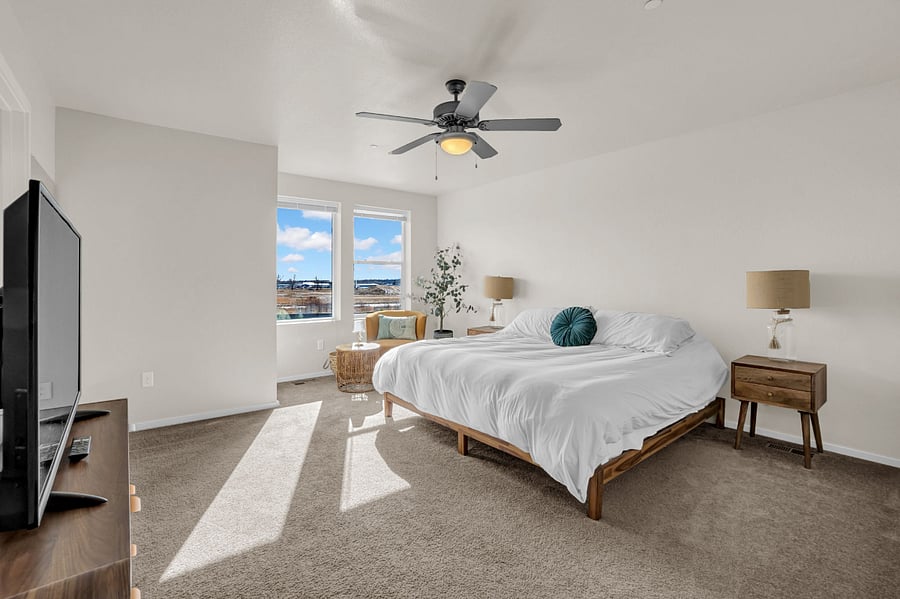 South-facing, sun drenched master suite featuring a king mattress, smart TV, reading nook, walk-in closet, attached bathroom
Safety features: fire escape ladder under the bed