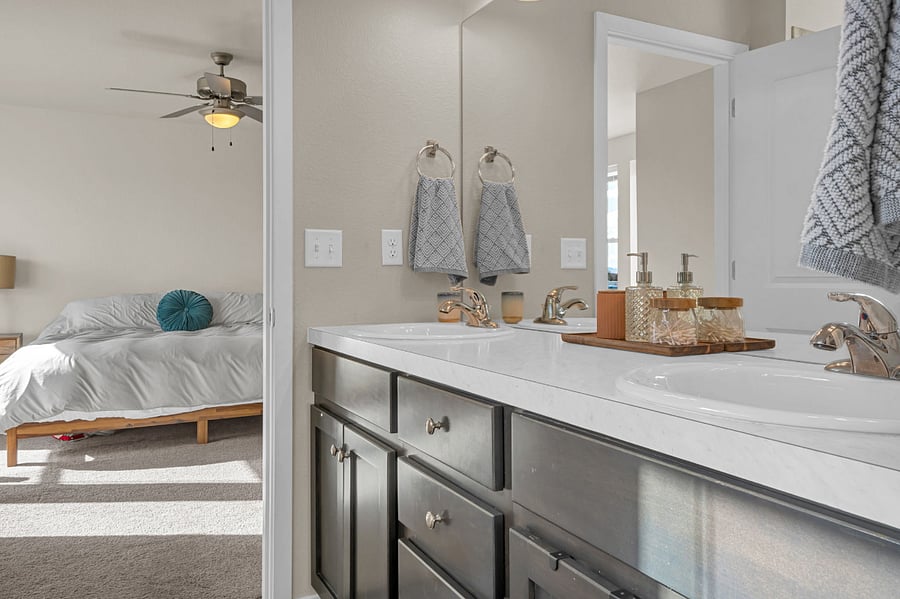 Full bathroom attached to master suite