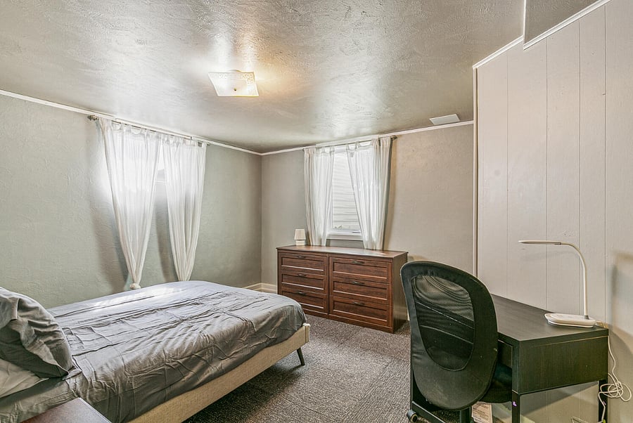Bedroom 4: Full Bed + Dedicated Workspace