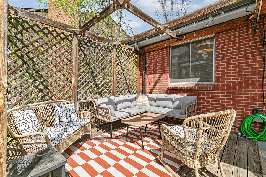 Outdoor Seating