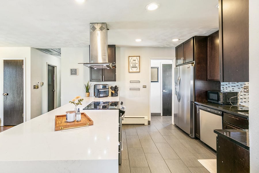 Full Kitchen different angle
