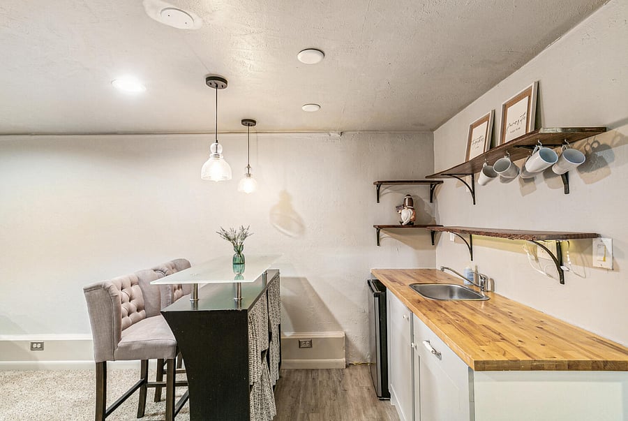 Downstairs Wet Bar with Stool Seating