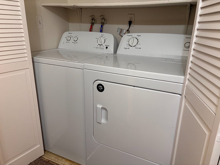 in-unit W&D