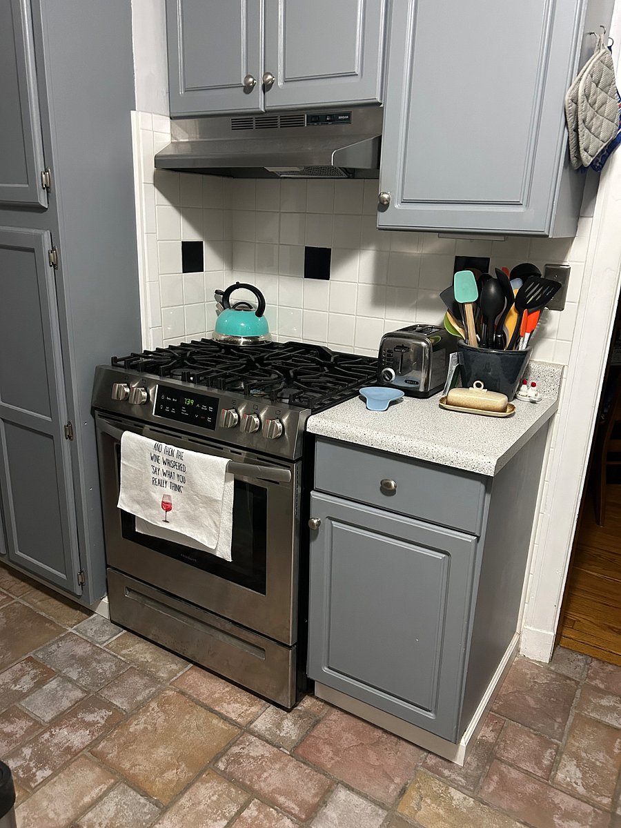 Fully functional gas stove and range..