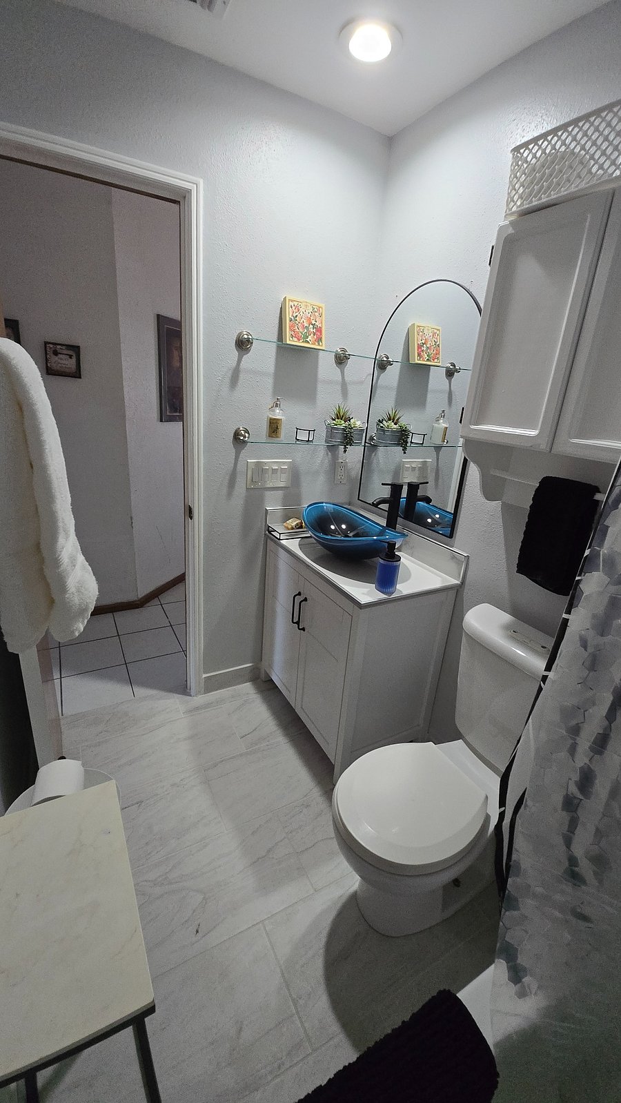 Guest toiletries include toothbrush to talcum powder.