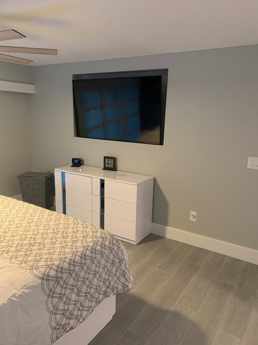 Master bedroom TV 65