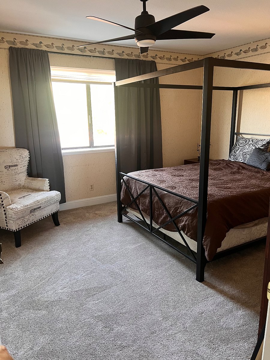 Bedroom 3 - Queen Bed