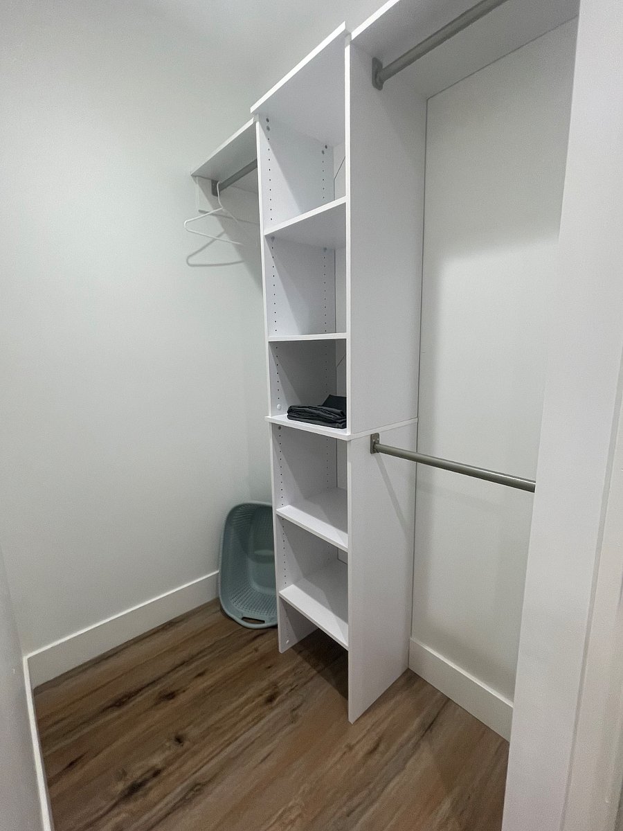 Walk in closet